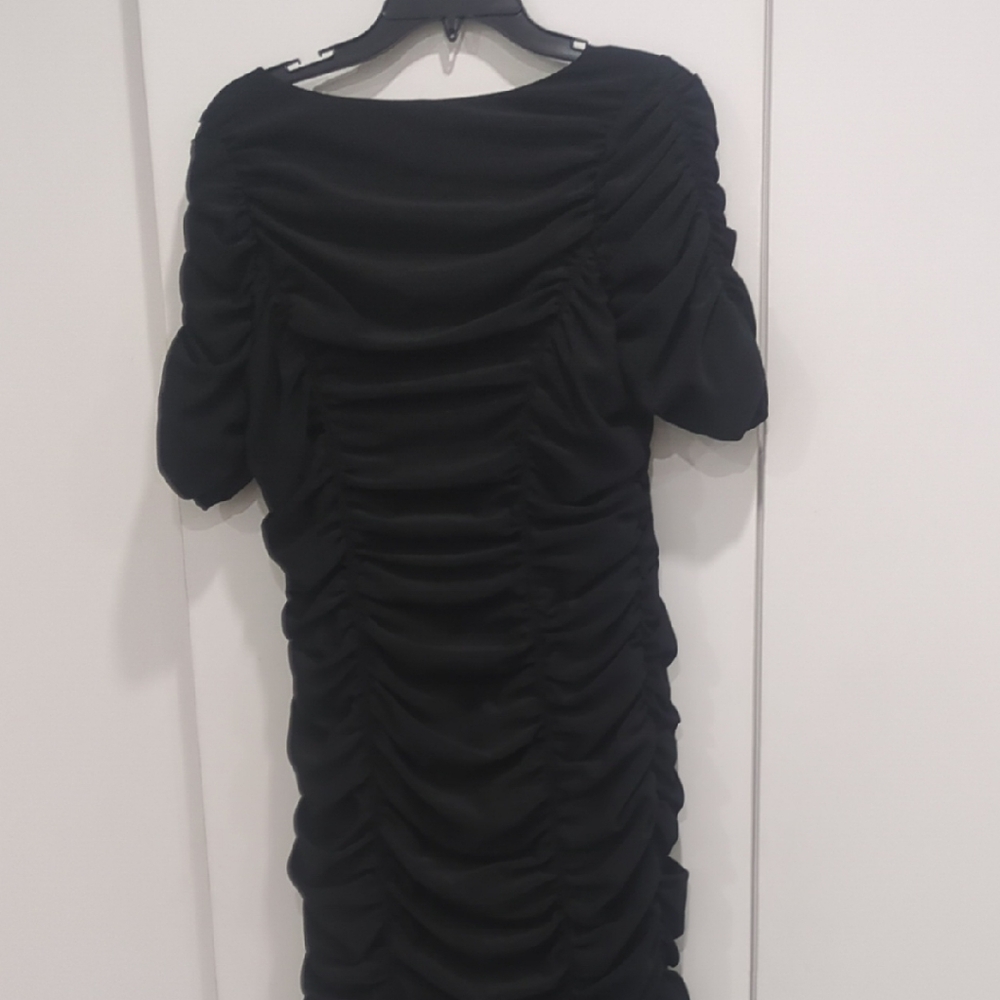 Taylor Black Ruched Long Sleeve Dress